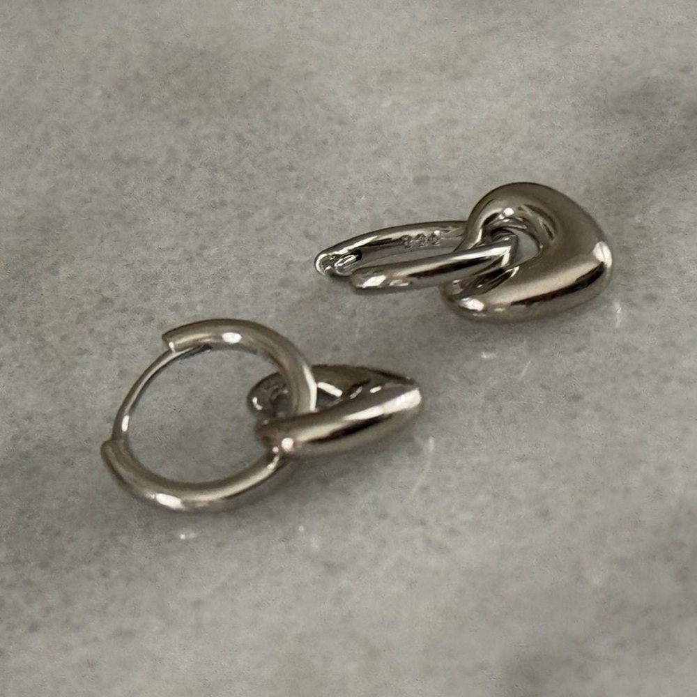 Sterling Silver Bubble Heart Charm Dangle Huggie Hoop Earrings
Brand New - Picture 3 of 5